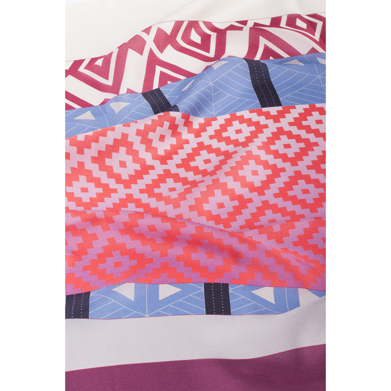 Šal CROATA Tematski Šal, tematski Narodni vez Bež  Svila 100%  